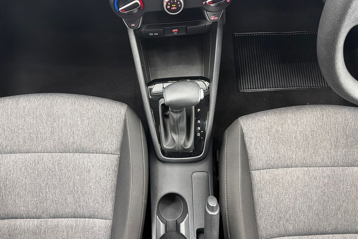 2024 Kia Stonic S YB