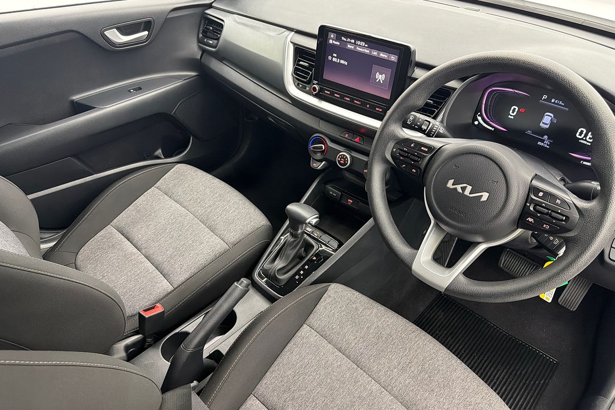 2024 Kia Stonic S YB