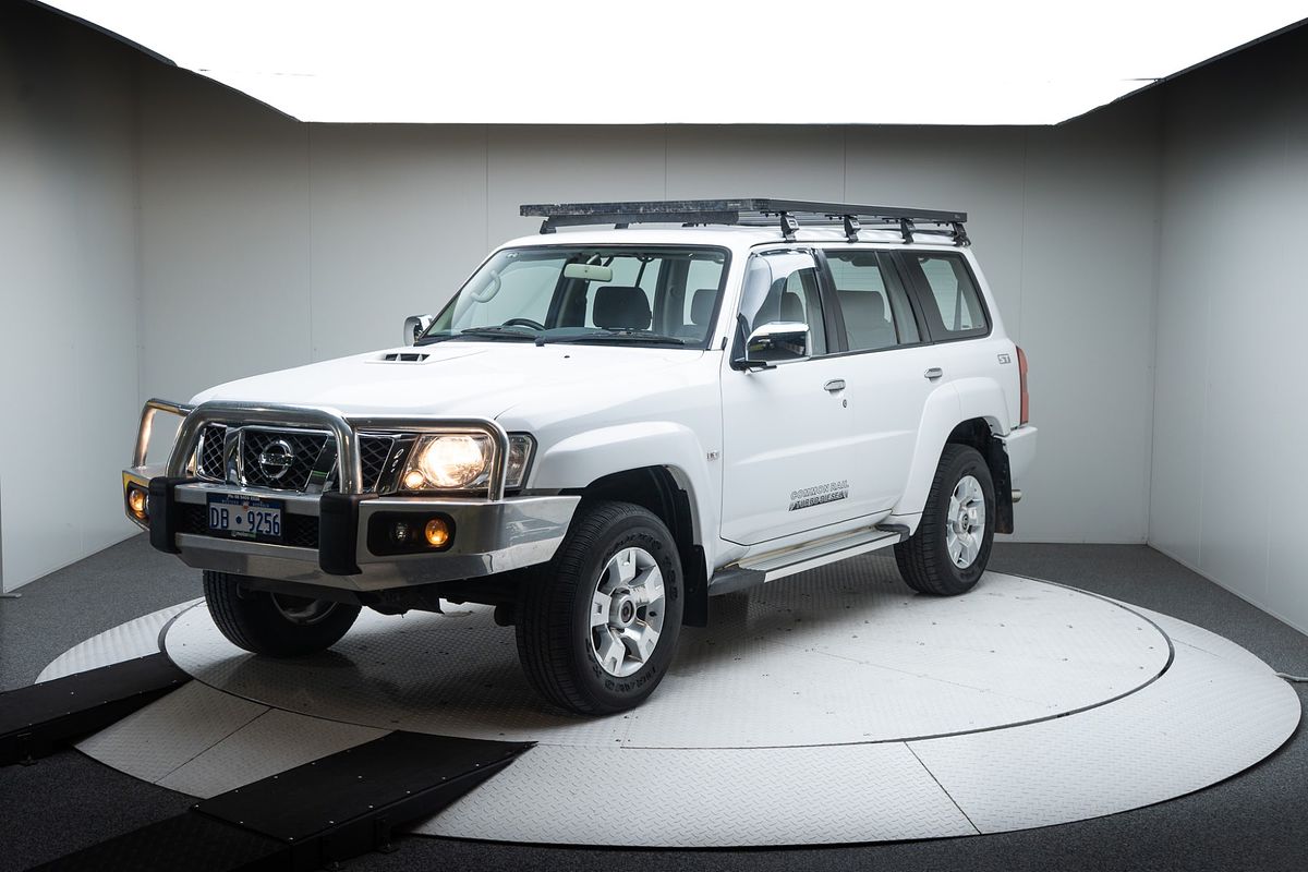2013 Nissan Patrol ST Y61