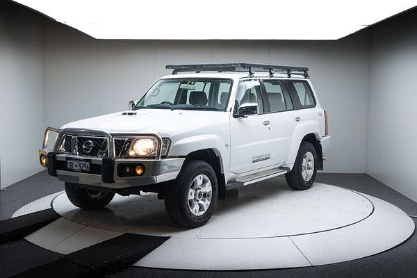 2013 Nissan Patrol ST Y61
