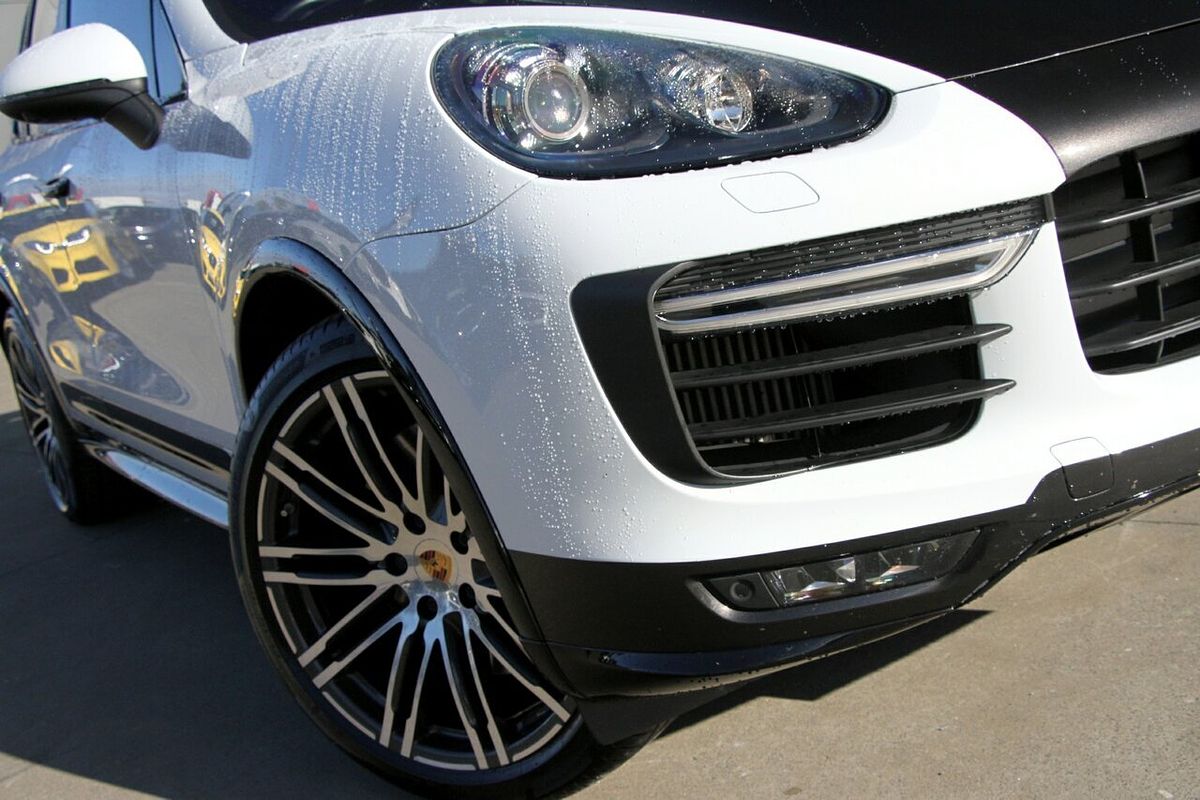 2015 Porsche Cayenne GTS 92A