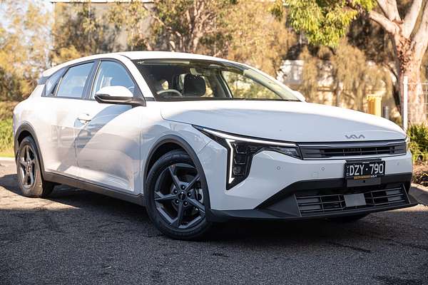 2025 Kia K4 S CL4m