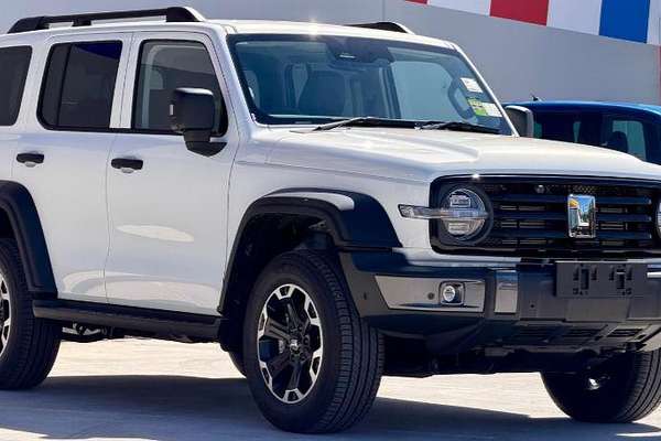2026 GWM Tank 300 Ultra Hi4-T PHEV P01