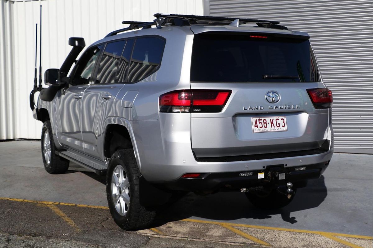 2023 Toyota Landcruiser GXL FJA300R