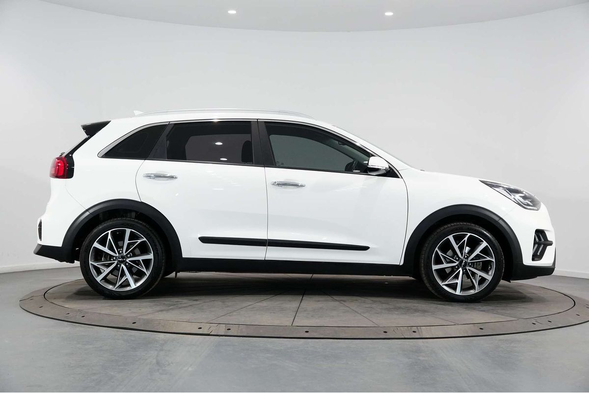 2021 Kia Niro Hybrid Sport DE