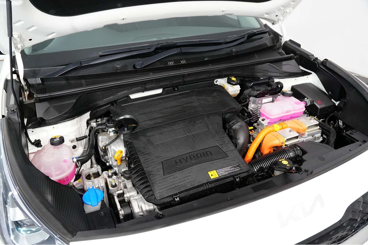 2021 Kia Niro Hybrid Sport DE