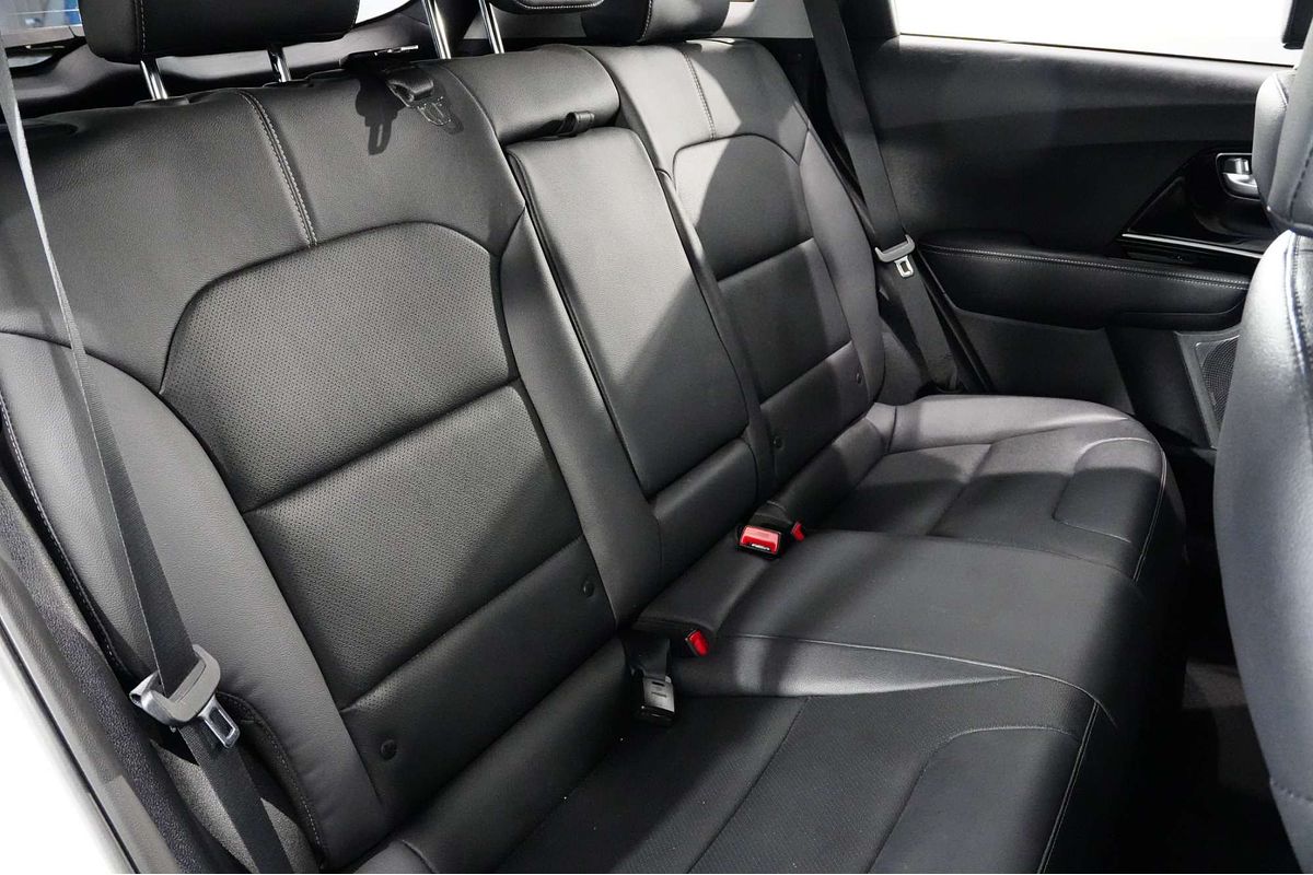 2021 Kia Niro Hybrid Sport DE