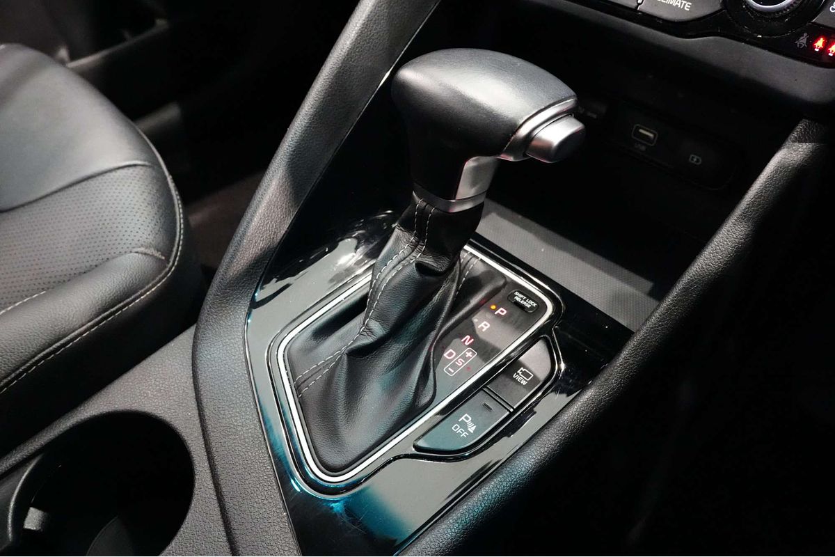 2021 Kia Niro Hybrid Sport DE