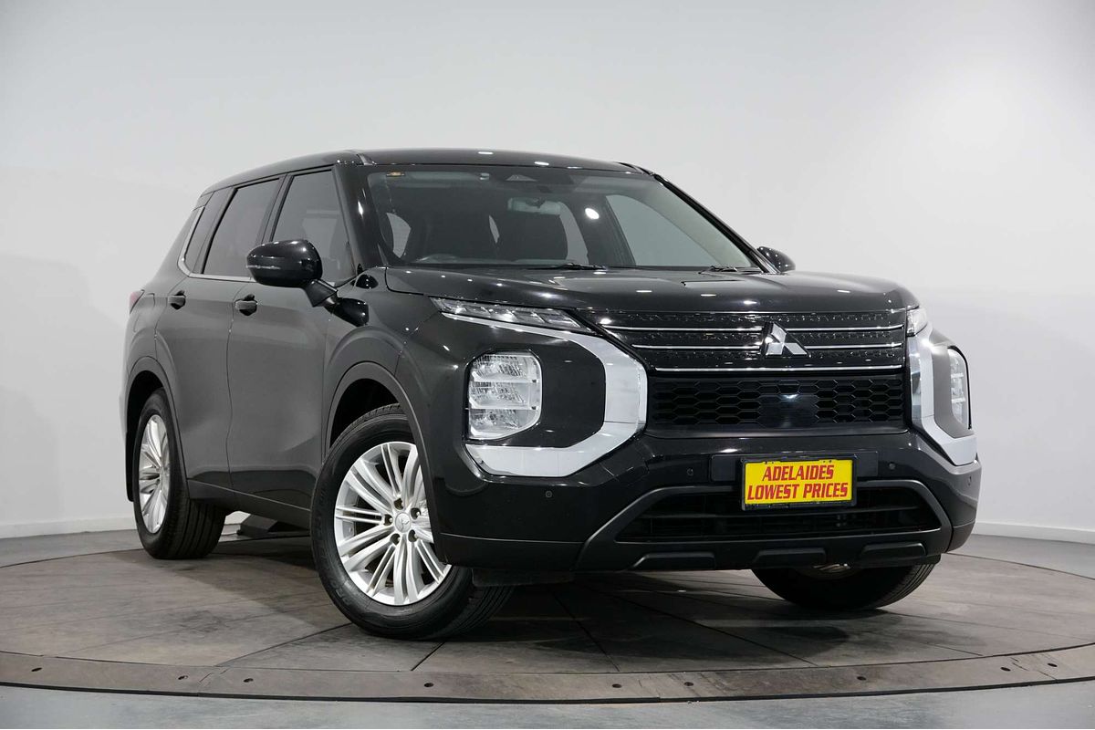 2022 Mitsubishi Outlander ES ZM
