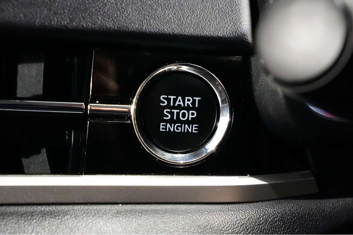 2022 Mitsubishi Outlander ES ZM