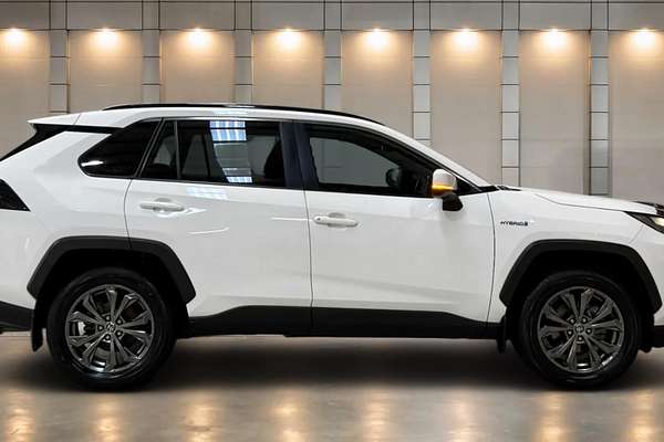 2022 Toyota RAV4 GXL AXAH52R