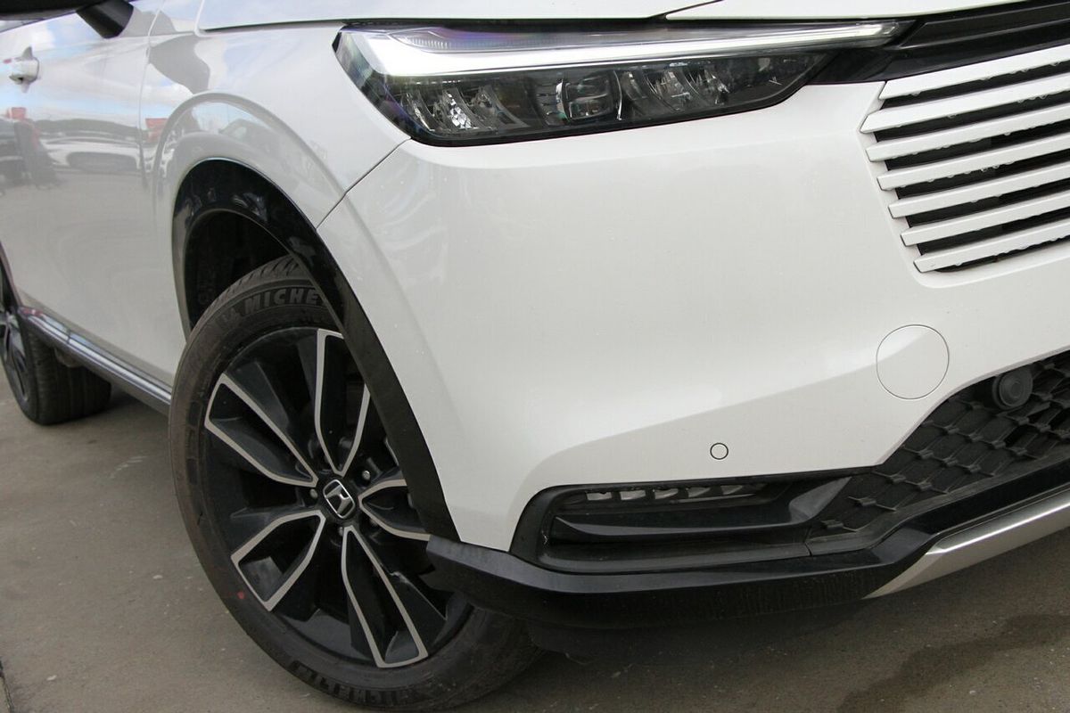2025 Honda HR-V e:HEV X