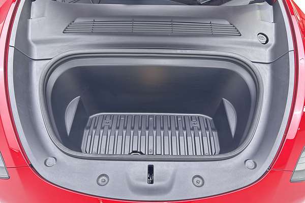 2023 Tesla Model Y Rear-Wheel Drive thumb-10