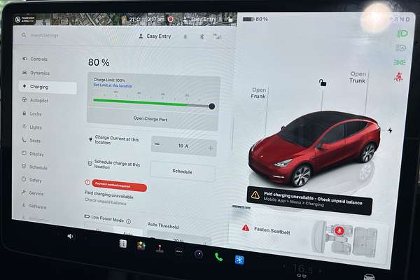 2023 Tesla Model Y Rear-Wheel Drive thumb-16