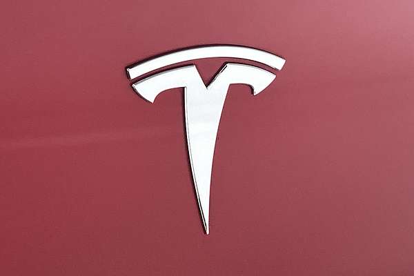 2023 Tesla Model Y Rear-Wheel Drive thumb-21