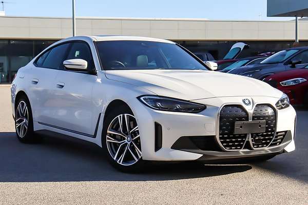2023 BMW i4 eDrive35 G26