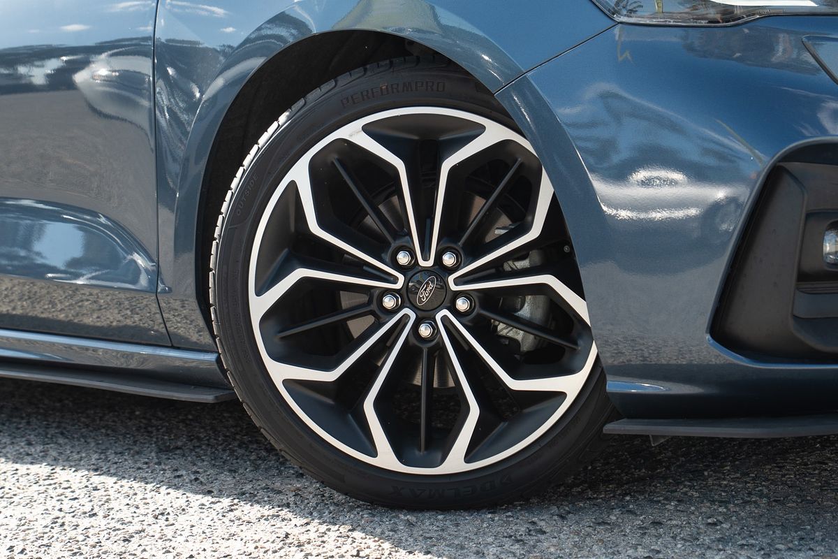 2018 Ford Focus ST-Line SA