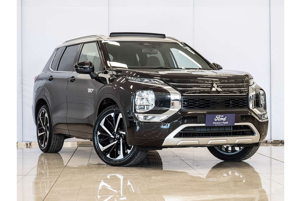 2025 Mitsubishi Outlander PHEV Exceed Tourer ZM