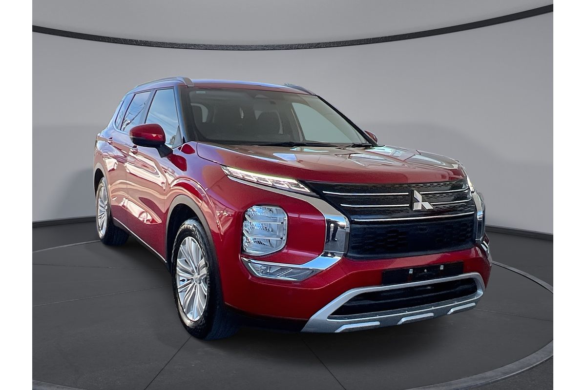 2023 Mitsubishi Outlander LS ZM