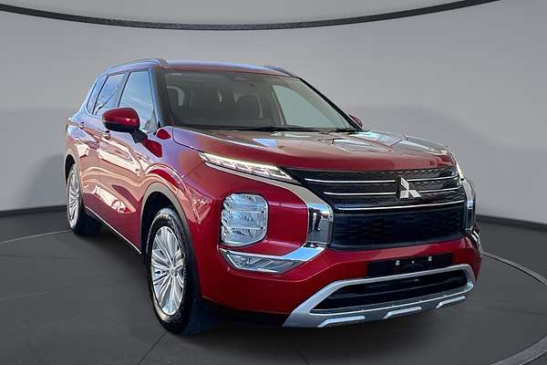 2023 Mitsubishi Outlander LS ZM