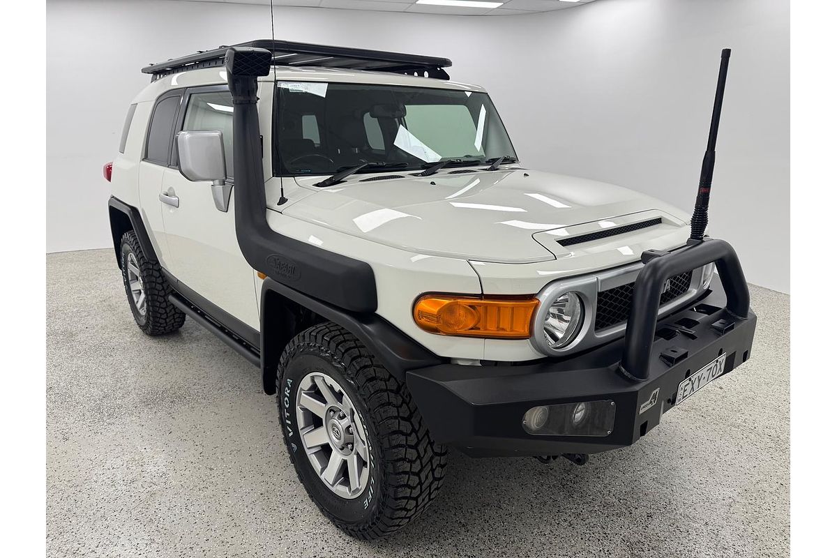 2016 Toyota FJ Cruiser GSJ15R