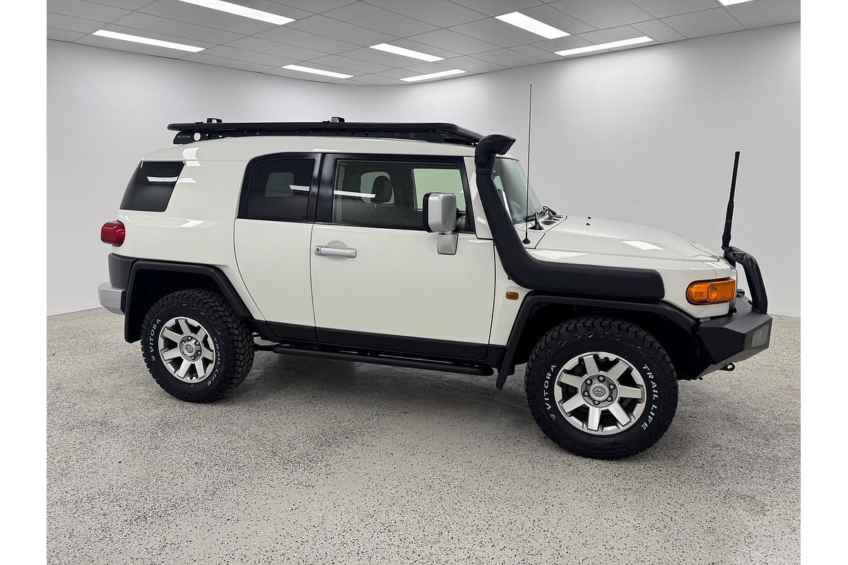 2016 Toyota FJ Cruiser GSJ15R