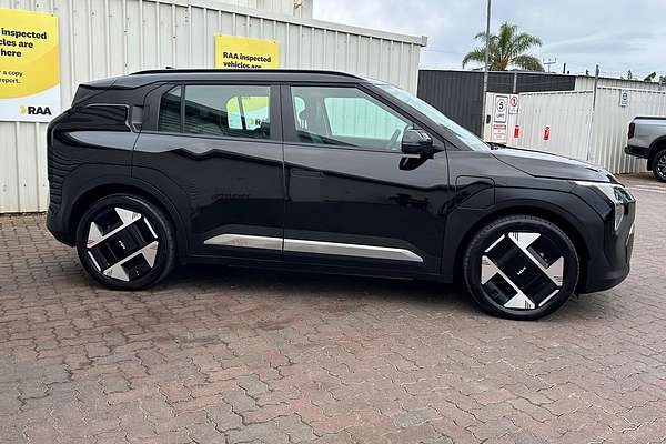 2025 Kia EV3 Earth Long Range SV thumb-4