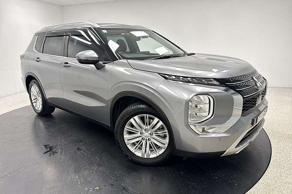 2022 Mitsubishi Outlander LS ZM