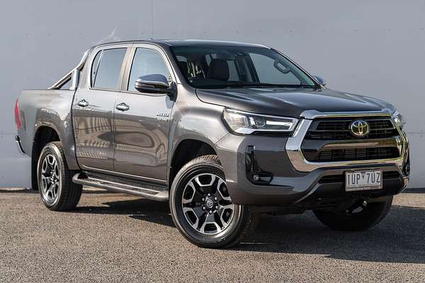 2021 Toyota Hilux SR5 GUN126R