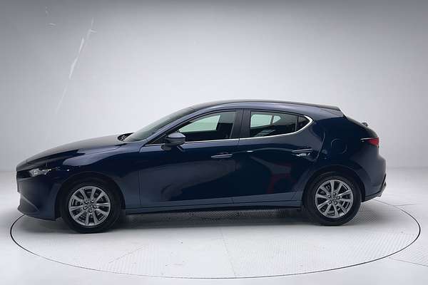 2025 Mazda 3 G20 Pure BP Series thumb-4