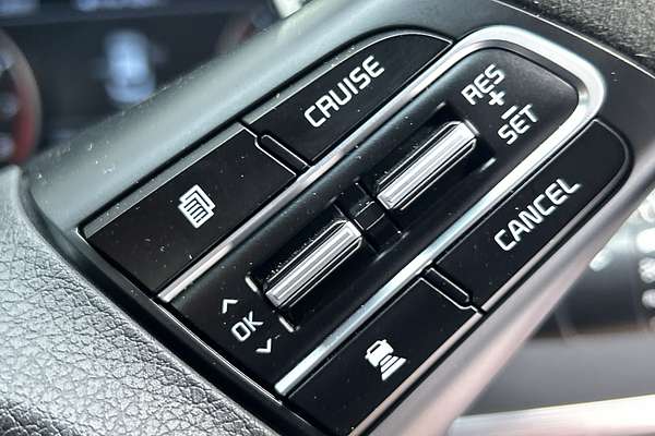 2019 Kia Stinger GT Carbon Edition CK thumb-17