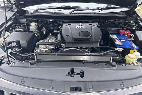 2018 Mitsubishi Triton GLS MQ 4X4 thumb-10