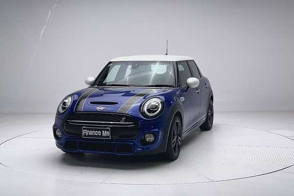 2019 MINI Hatch Cooper S F55 LCI thumb-2