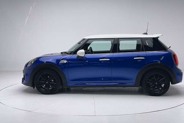 2019 MINI Hatch Cooper S F55 LCI thumb-4