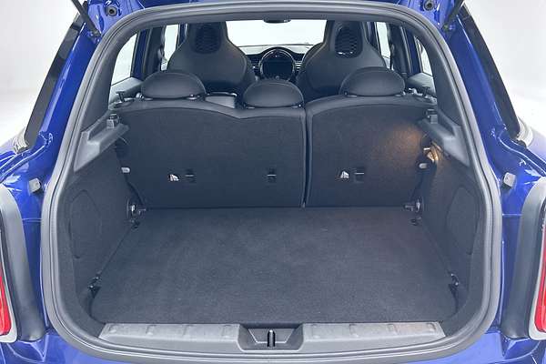 2019 MINI Hatch Cooper S F55 LCI thumb-20