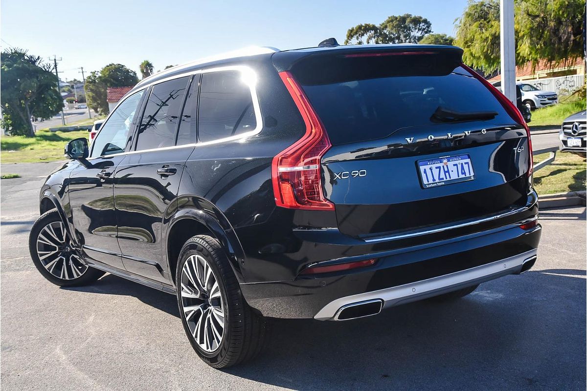 2021 Volvo XC90 T6 Momentum
