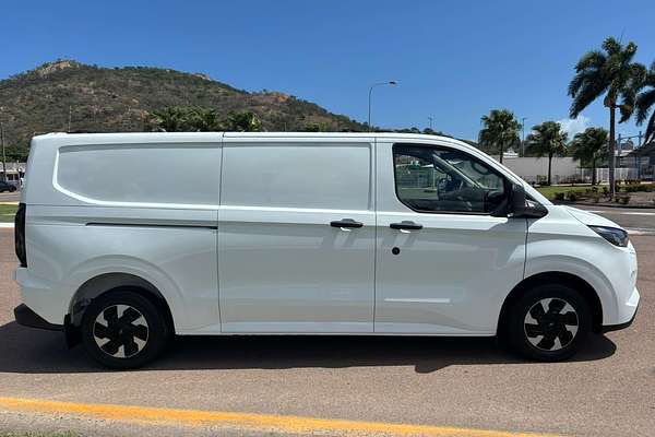 2025 Ford Transit Custom PHEV Trend LWB AV LWB Low Roof