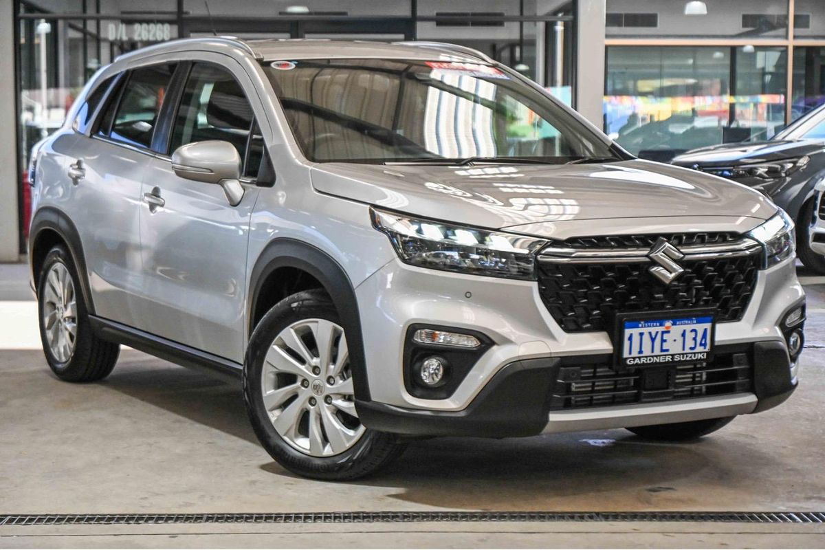 2025 Suzuki S-Cross JYB