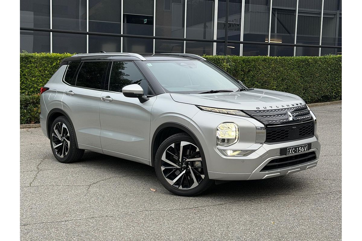 2023 Mitsubishi Outlander Exceed Tourer ZM