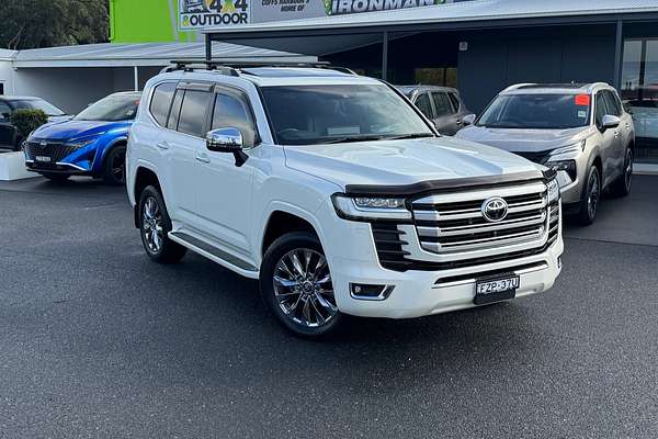 2022 Toyota Landcruiser Sahara ZX FJA300R