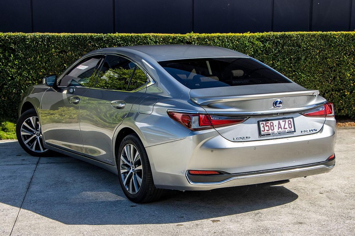 2021 Lexus ES ES300h Luxury AXZH10R