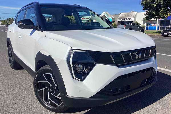 2026 Mahindra XUV3XO AX7L