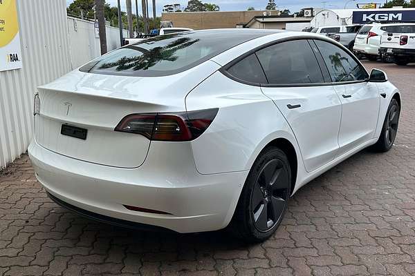 2023 Tesla Model 3 Rear-Wheel Drive thumb-8
