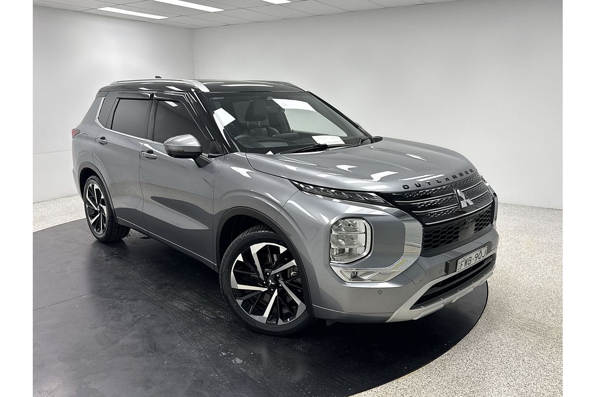 2023 Mitsubishi Outlander Exceed Tourer ZM