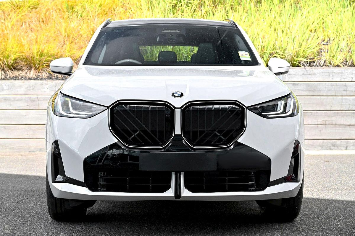 2025 BMW X3 30e xDrive G45