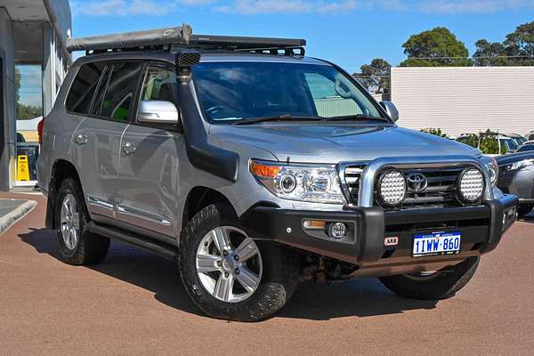2014 Toyota Landcruiser Sahara VDJ200R