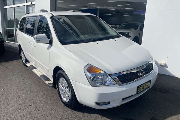 2014 Kia Carnival Si YP
