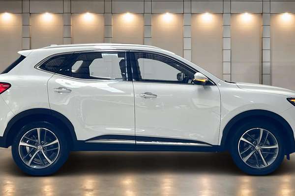 2023 MG HS Excite SAS23