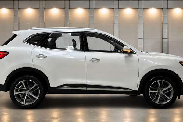2023 MG HS Excite SAS23