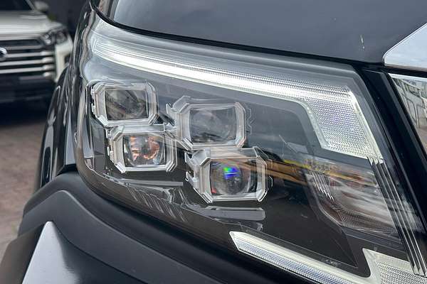 2021 Nissan Navara ST-X D23 4X4 thumb-21